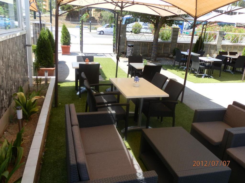 Hostal Bonavista Blanes Luaran gambar